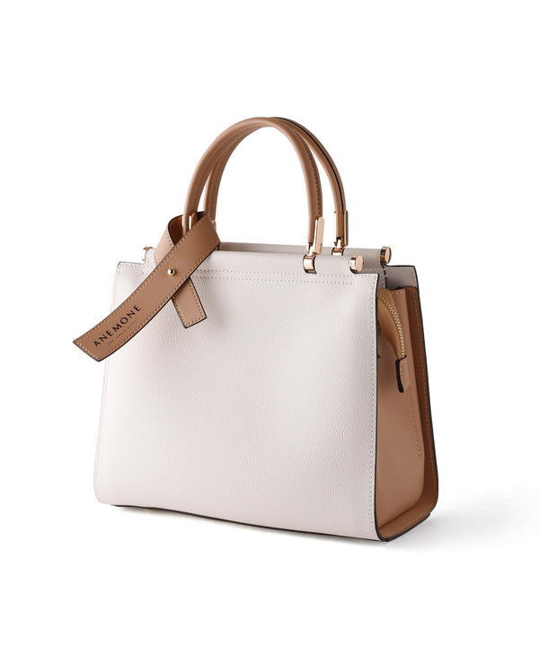 バイカラーのスクエア2WAYバッグ