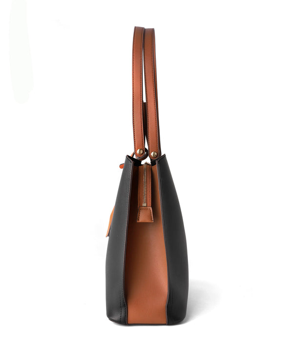 ストラップ付きバイカラースクエア2WAYバッグ