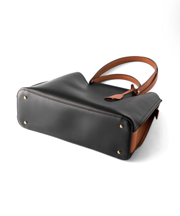 ストラップ付きバイカラースクエア2WAYバッグ