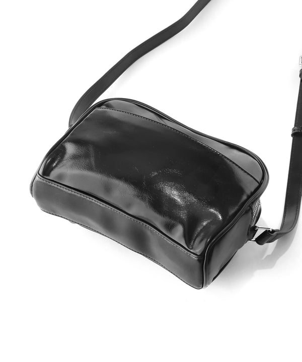 Leather shoulder bag