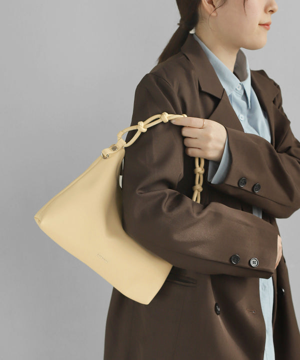 デザインハンドル2WAYバッグ