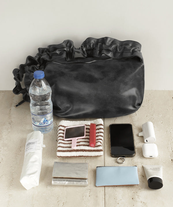 レザー調フリルハンドルショルダーバッグ