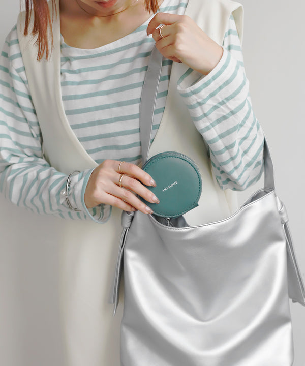 Round Accessory Pouch [M]