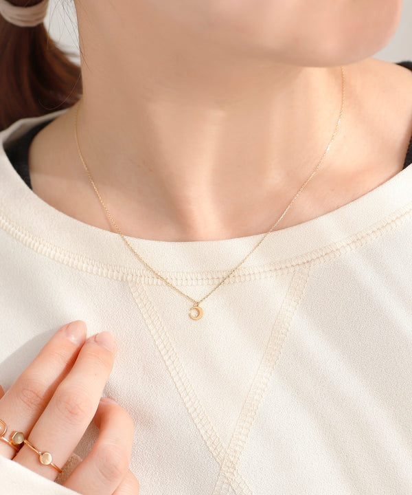 Moon Necklace [K10] [Gift Box Included]