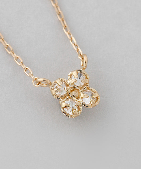 【ギフトボックス付き】天然石フラワーネックレス[K10]