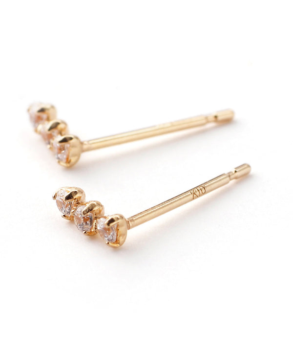 3連ジルコニアのベーシックピアス[K10]
