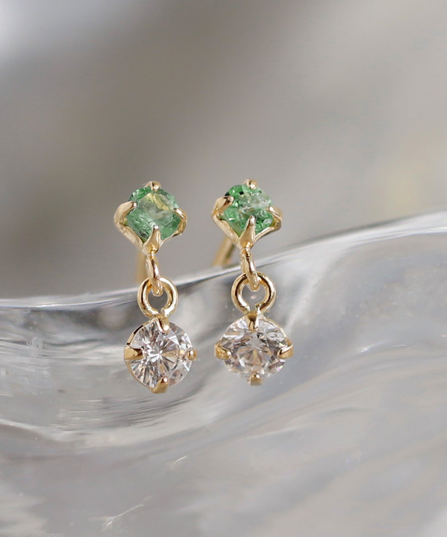 アクセサリー anemone ANEMONE] Natural stone x zirconia earrings [K10] | SANPO ONLINE