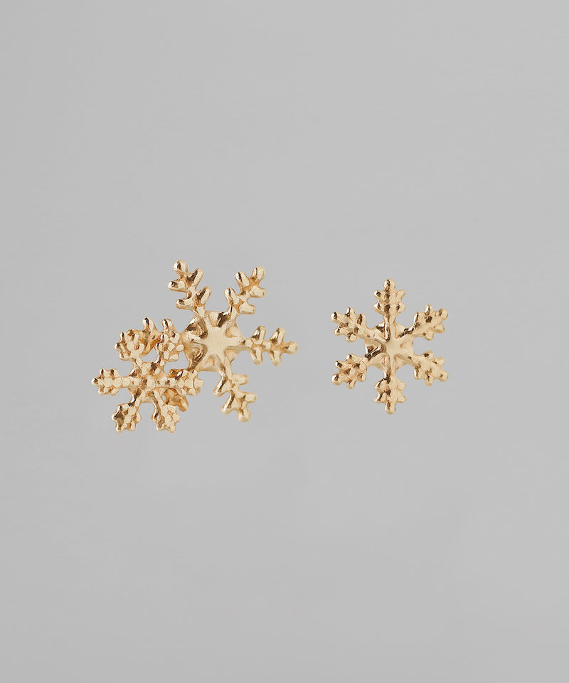 スノーフレークアシメピアス[K10]