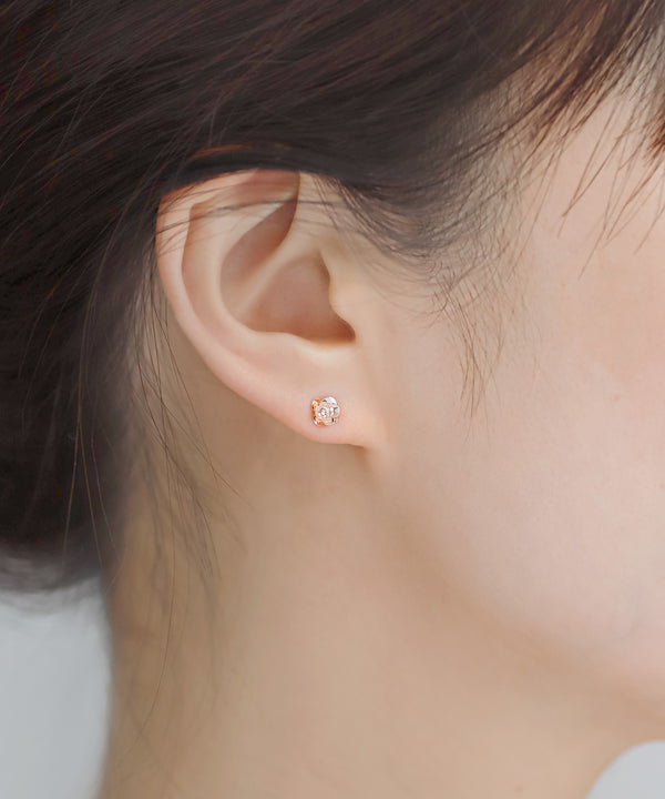 フラワーミニピアス[K10]