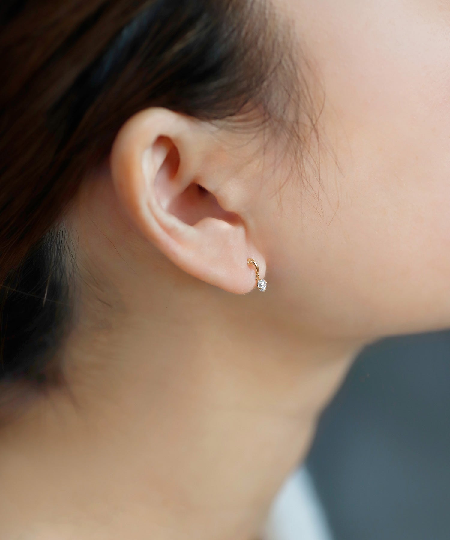 ANEMONE】カーブライン×ビジューピアス[K10]｜アネモネ・シエナロゼ