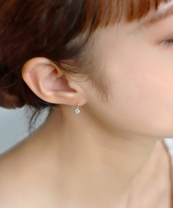 カーブライン×ハートビジューピアス[K10]