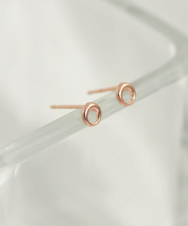 Circle line earrings [K10]