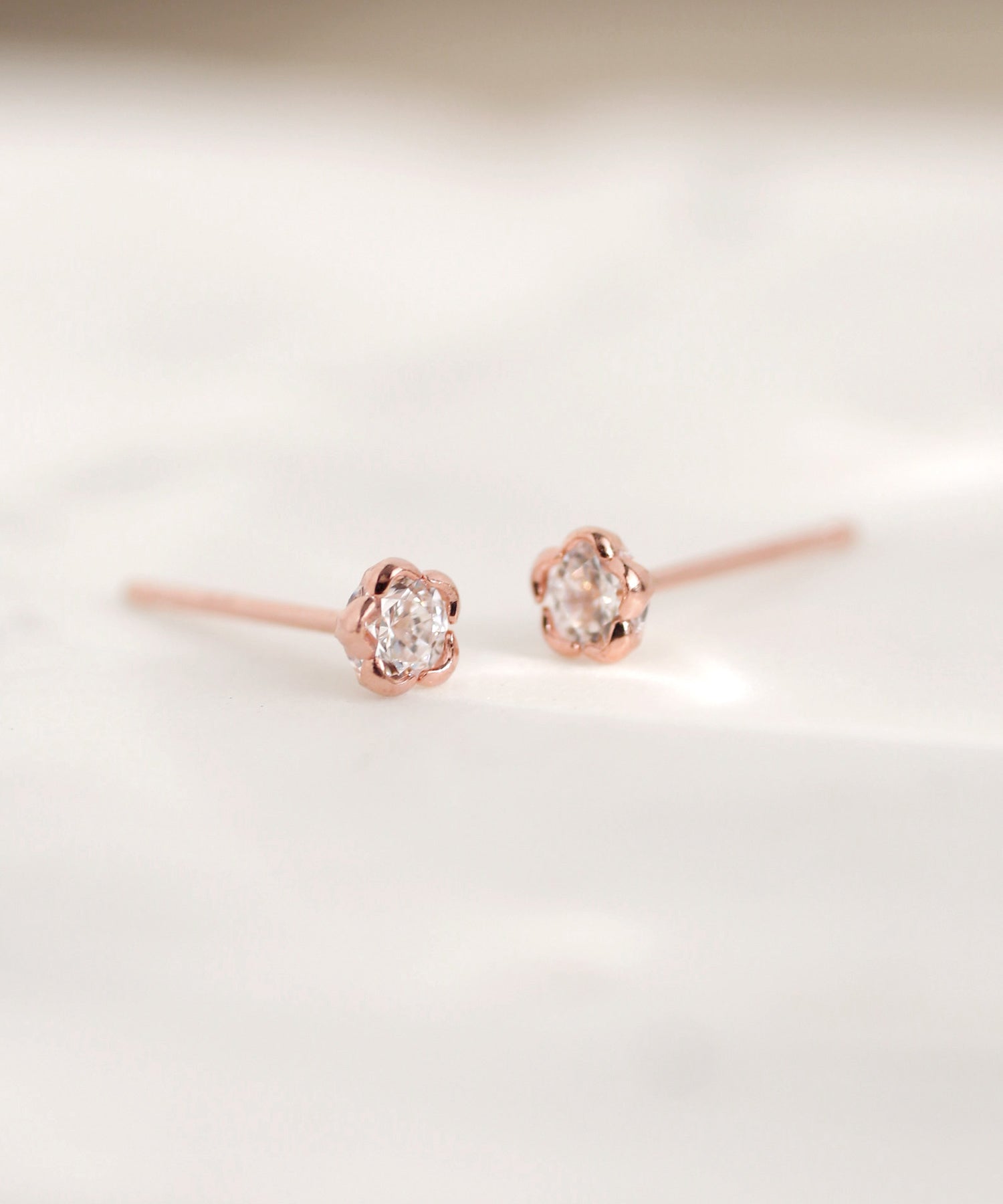 plant plant ピアス Daisy Earrings | plant-plant