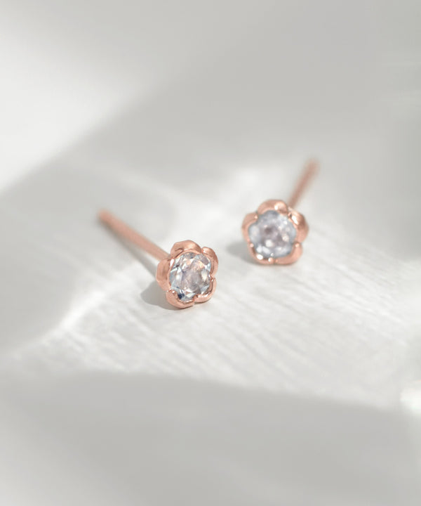 Flower stone mini earrings [K10]