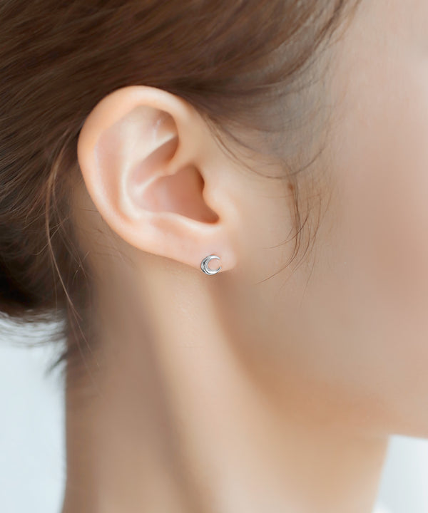 ムーンピアス[K10]
