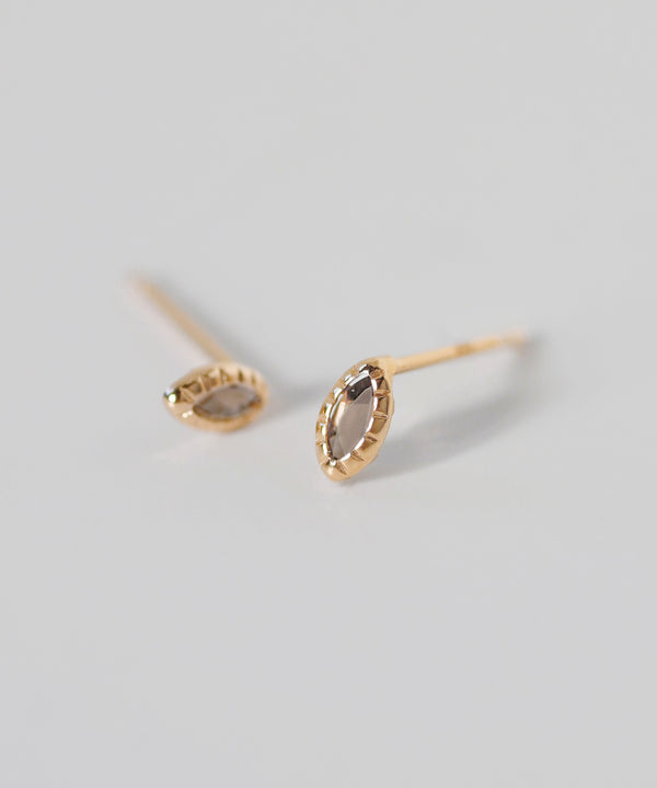マーキスビジューピアス[K10]
