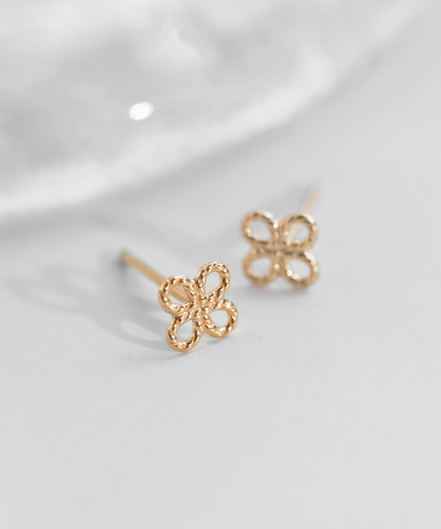 ANEMONE】フラワーピアス[K10]｜アネモネ・シエナロゼ・ミミサン