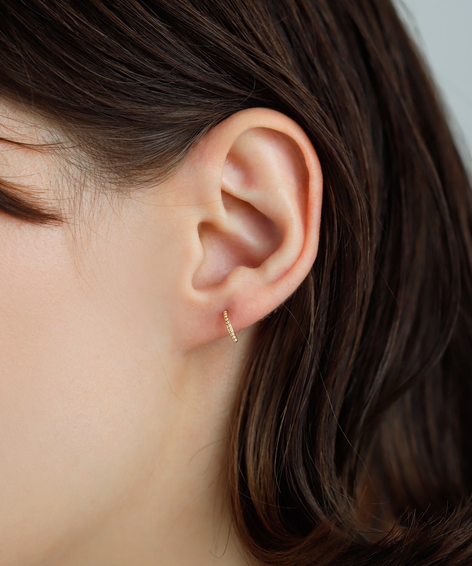 mimi33】【SANPO ONLINE限定】ミル打ちカールピアス[Basic][K10