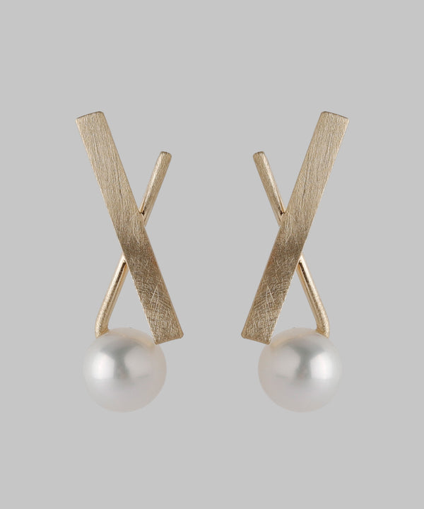 Freshwater pearl cross earrings [Basic] [K10]