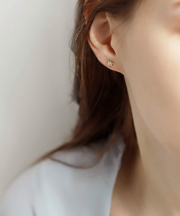 Flower earrings [K10][Basic]