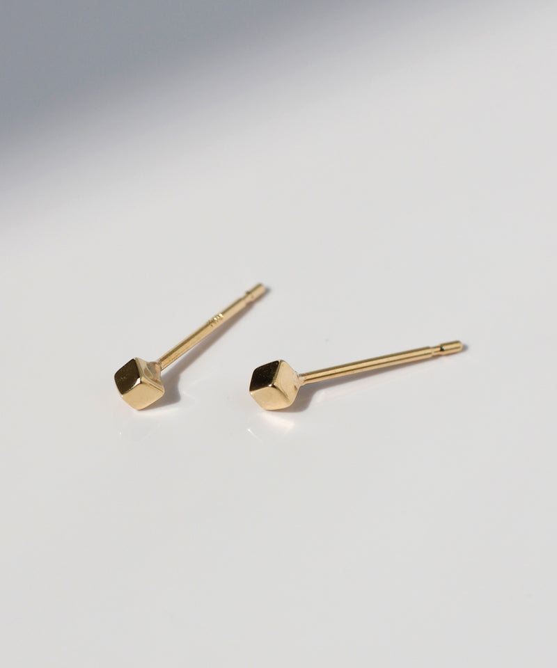 キューブミニピアス[K10][Basic]
