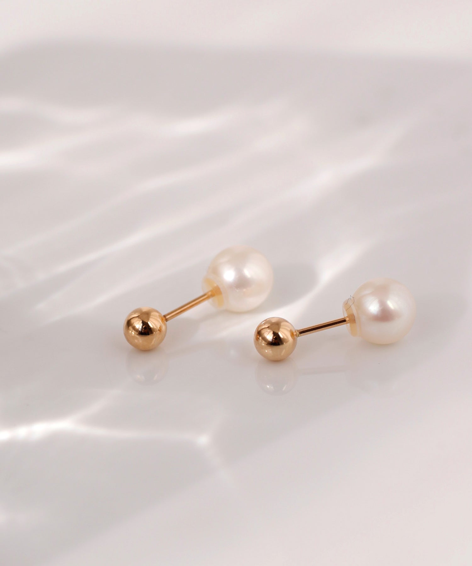 mimi33】淡水パールバックキャッチピアス[K10][Basic]｜アネモネ