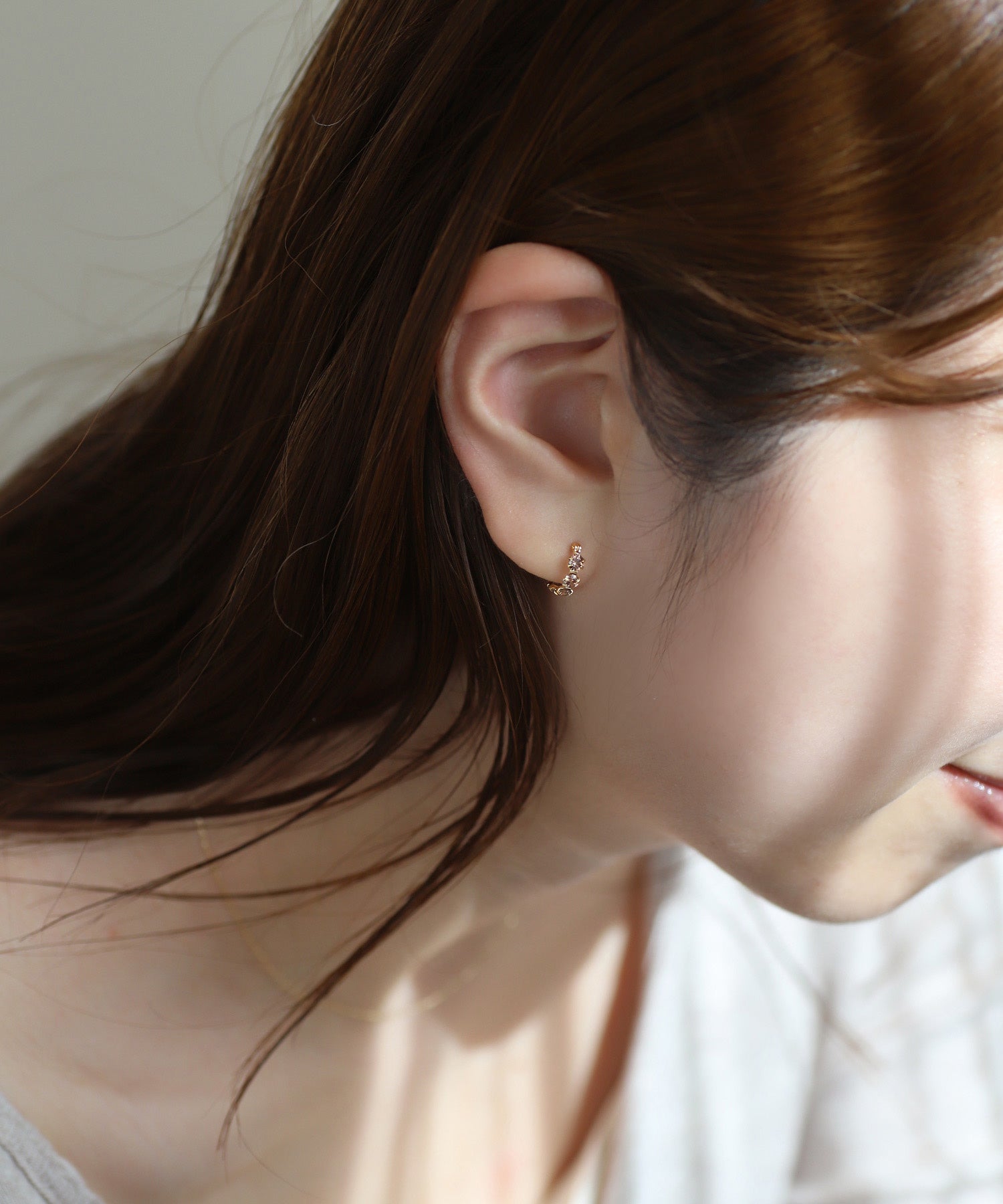 mimi33】カラービジューフープピアス[K10][Basic]｜アネモネ