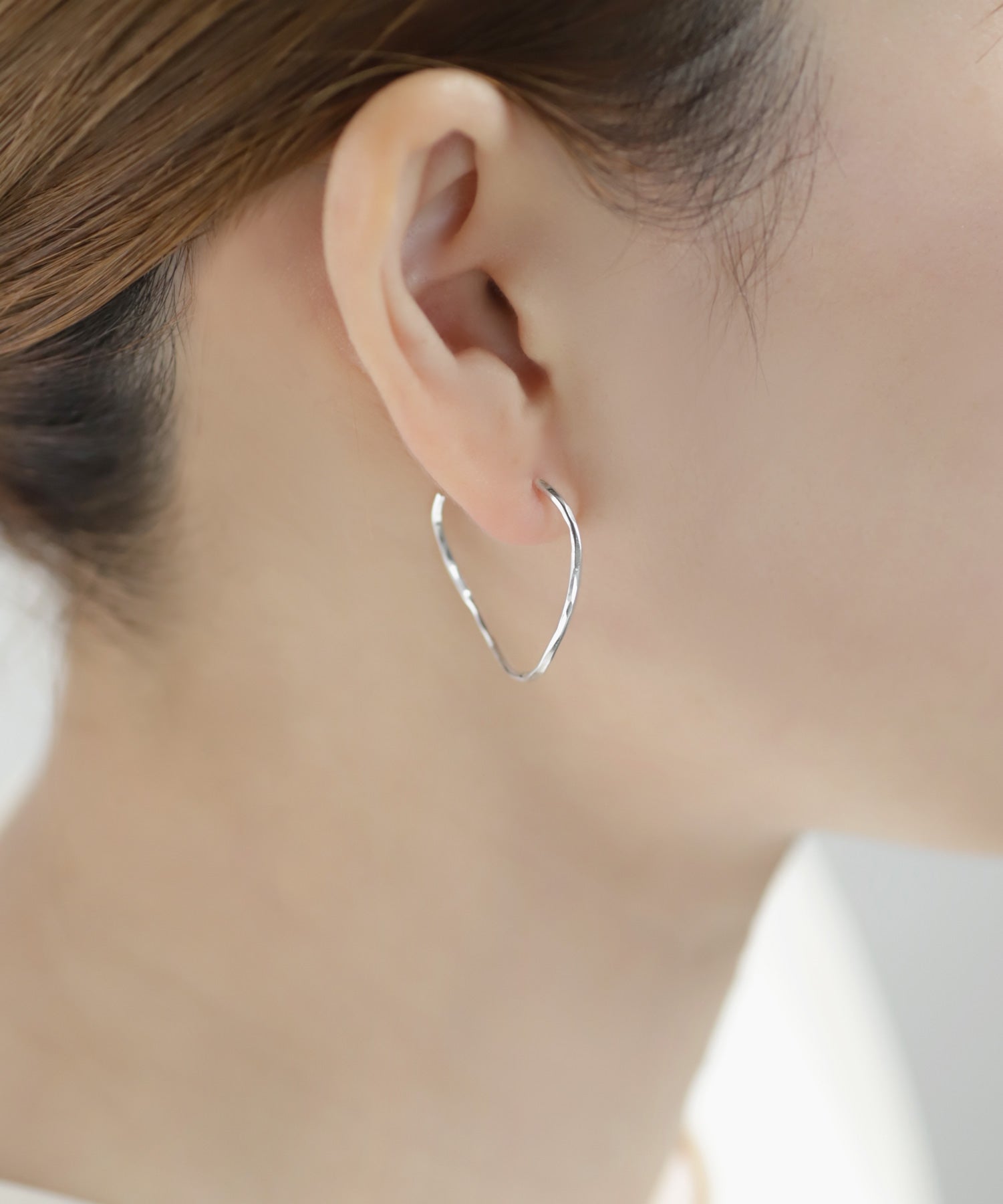 ANEMONE】ニュアンスラインフープピアス[silver925]｜アネモネ