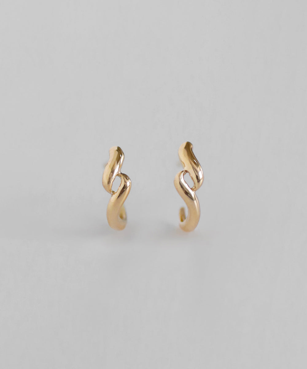 mimi33】ツイストフープピアス[K10][Basic]｜アネモネ・シエナロゼ