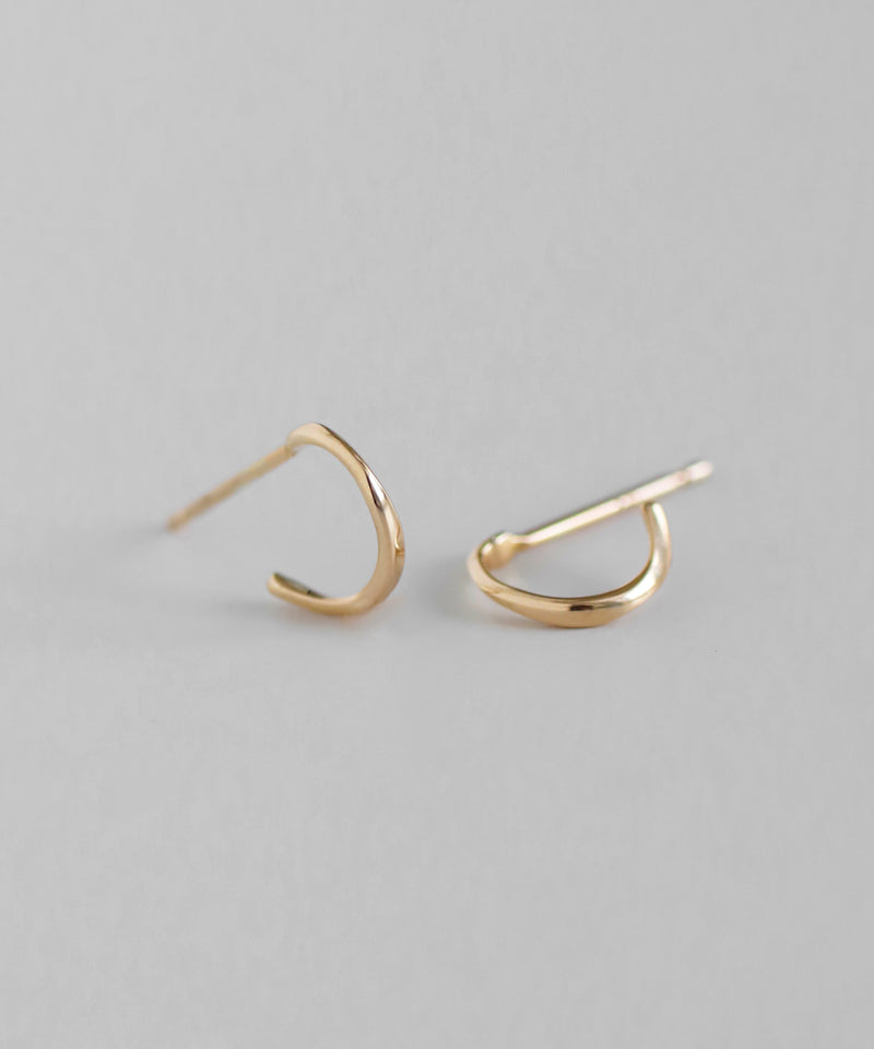 カールラインフープピアス[K10][Basic]