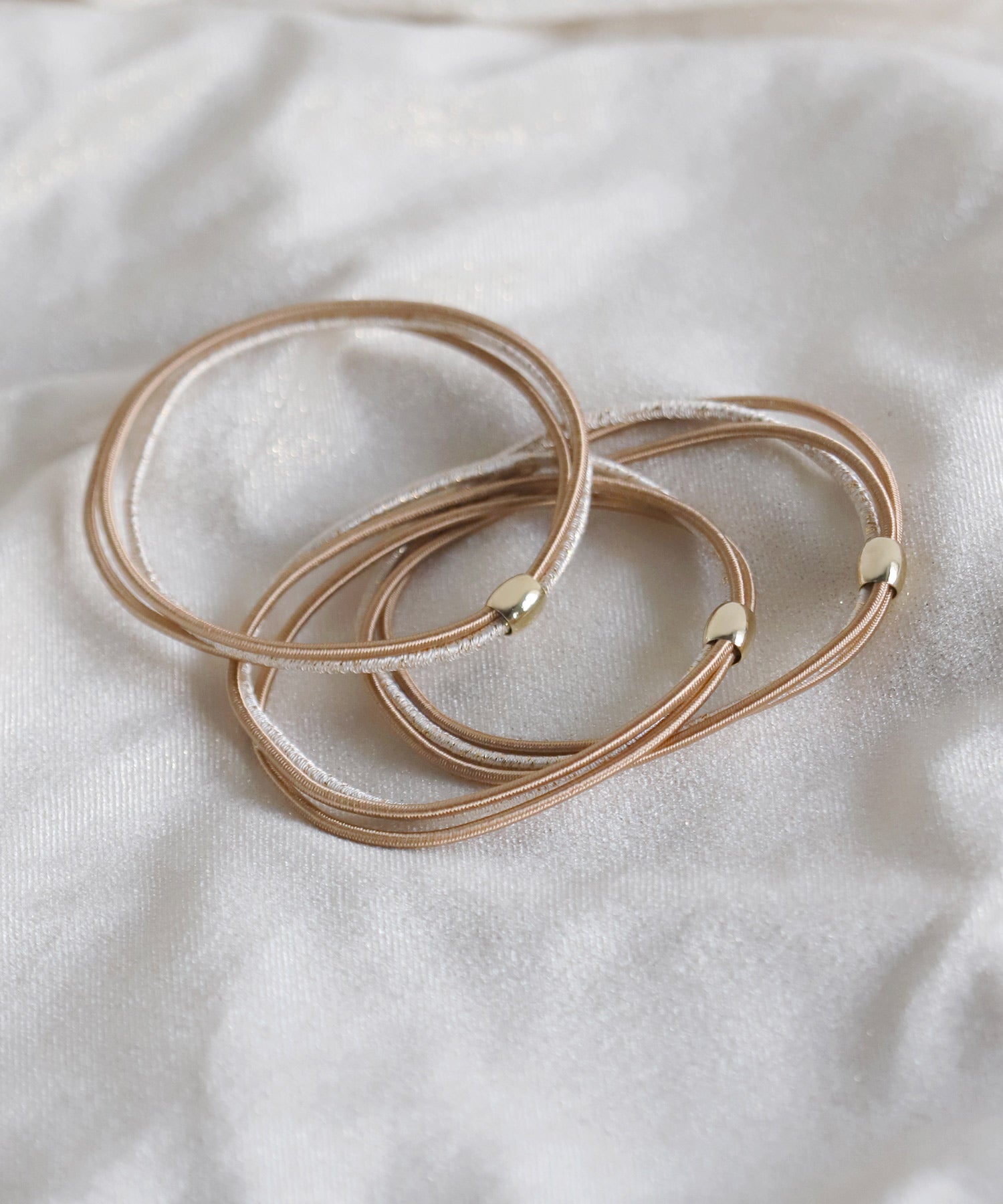 ANEMONE】くすみカラー×ラメの3連ヘアゴム[3個セット]｜SANPO ONLINE