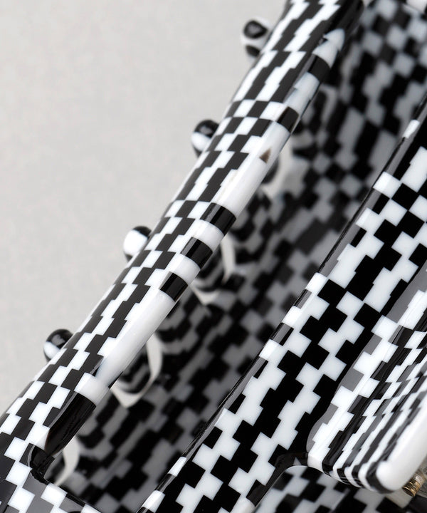 チェッカーフラッグバンス[スクエア]