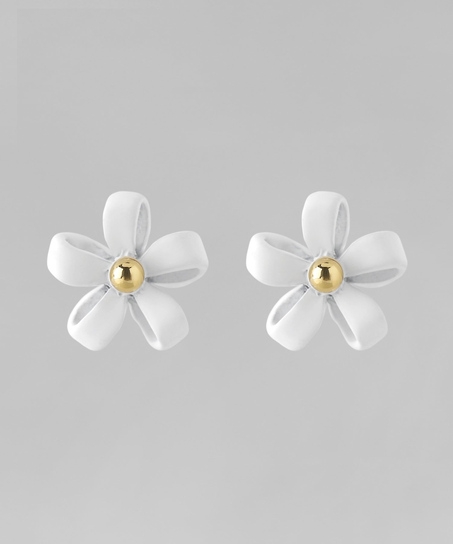 【新品　未使用】Bijou me M お花ピアス(片耳) K10】フラワービジューピアス(片耳)/お花/BOXつき ゴールド｜ルミネの