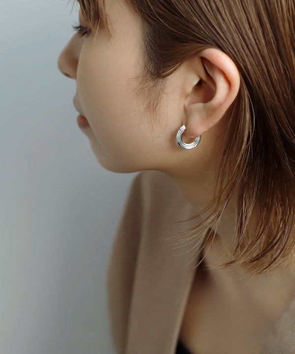 スターフープピアス[Object hoop-stainless-][UMU]