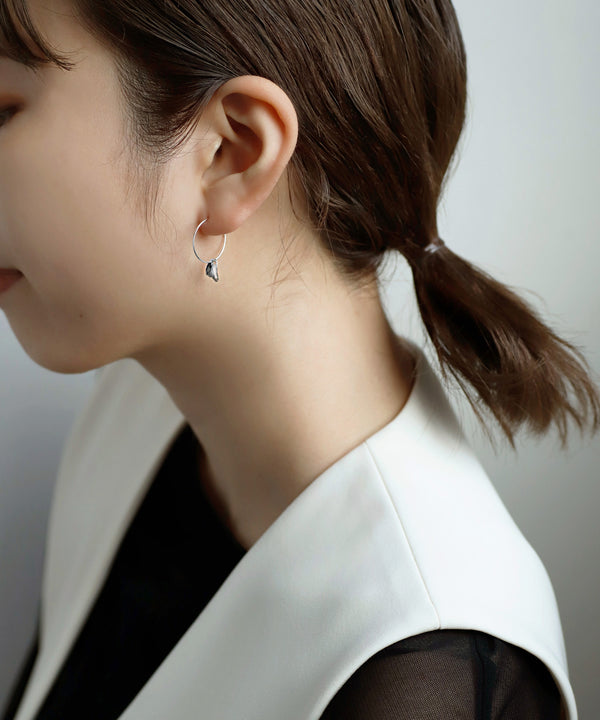フラワー×フープピアス[UMU][Sheerchic]