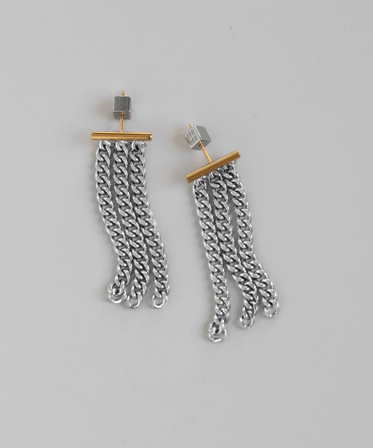 ピアス　No.4693 mimi33】チェーンフリンジピアス[ステンレス][UMU][Ownideal