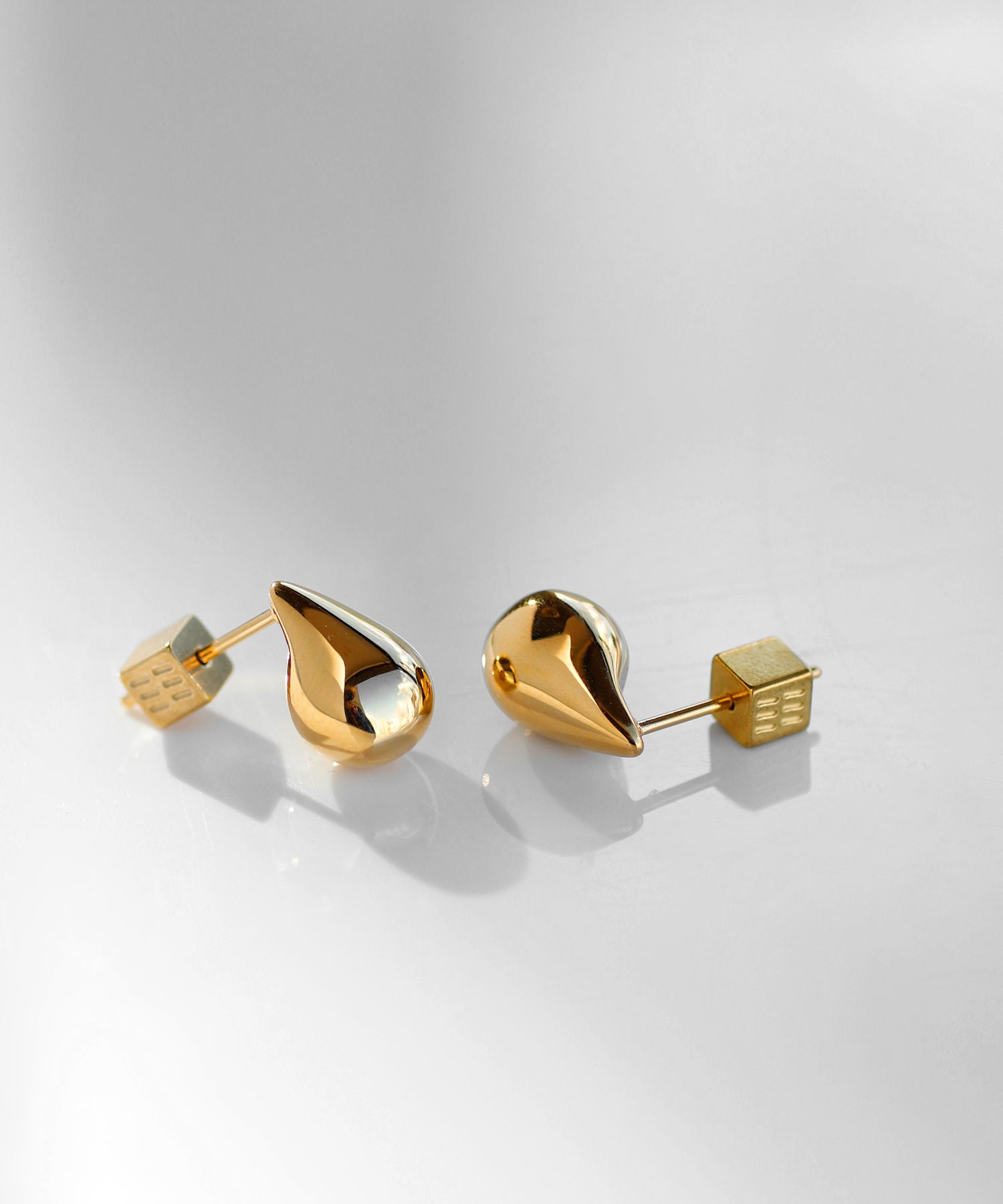 mimi33】【ステンレスIP】ドロップピアス[Sheerchic]｜アネモネ