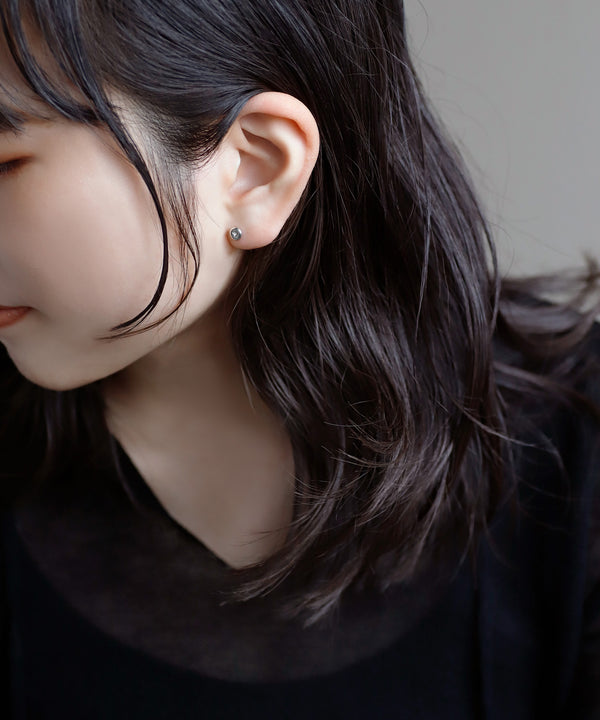 ビジューサークルピアス[サージカルステンレス][Basic]