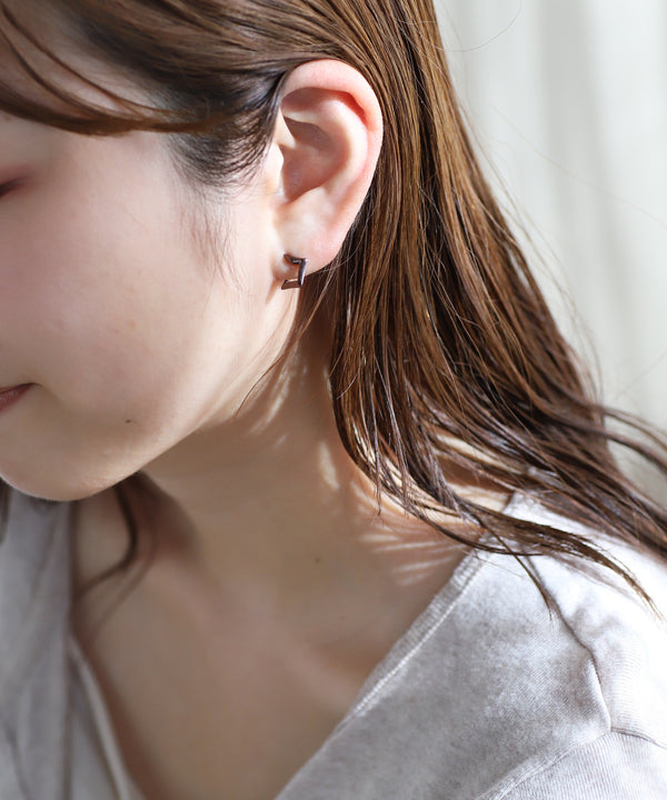 デザインピアス[サージカルステンレス][Sheerchic]