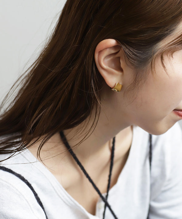 ワイドフープピアス[サージカルステンレス][Basic]