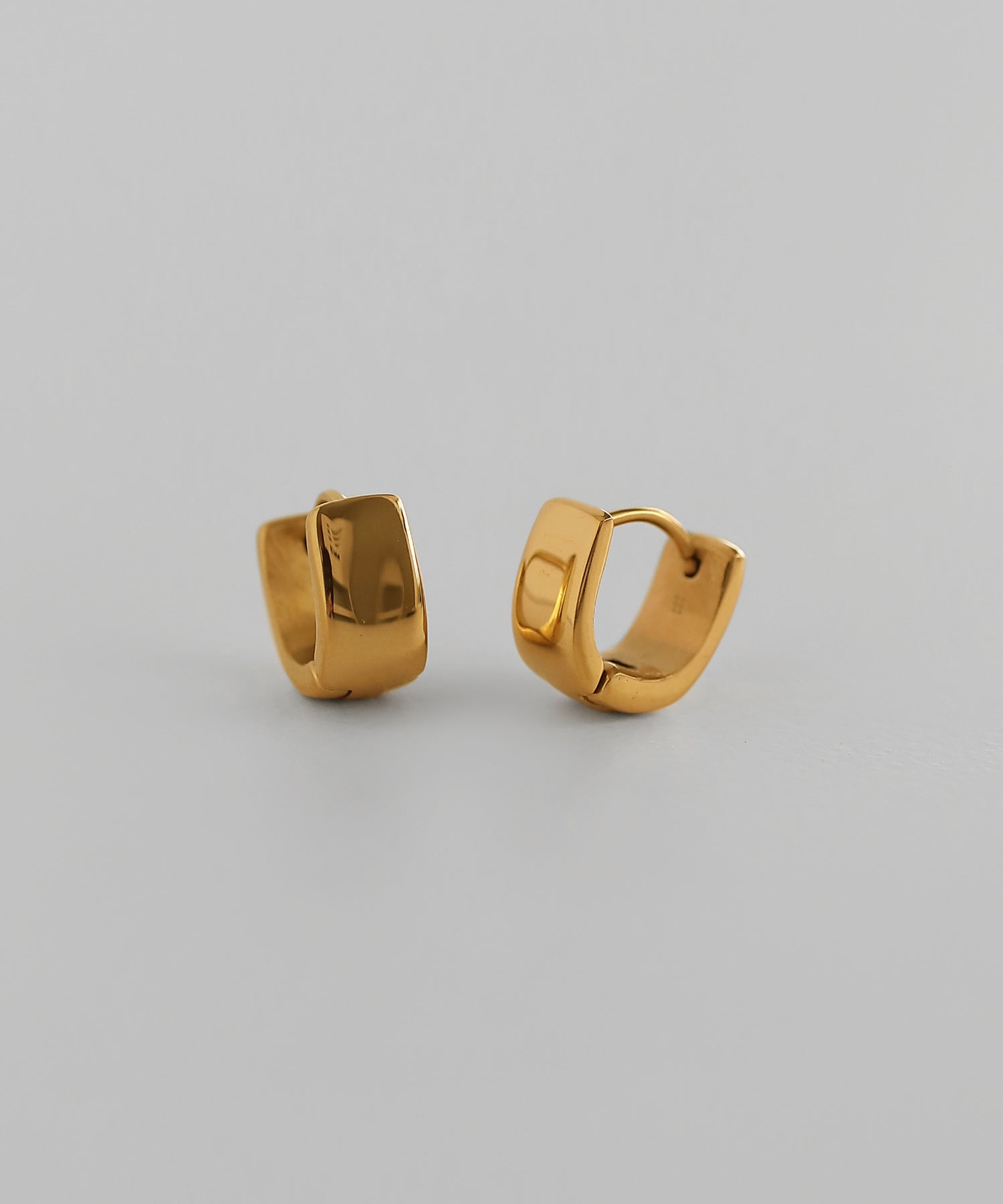 THE HOOP PIERCE】毎日のための、ミミのフープピアス – SANPO ONLINE