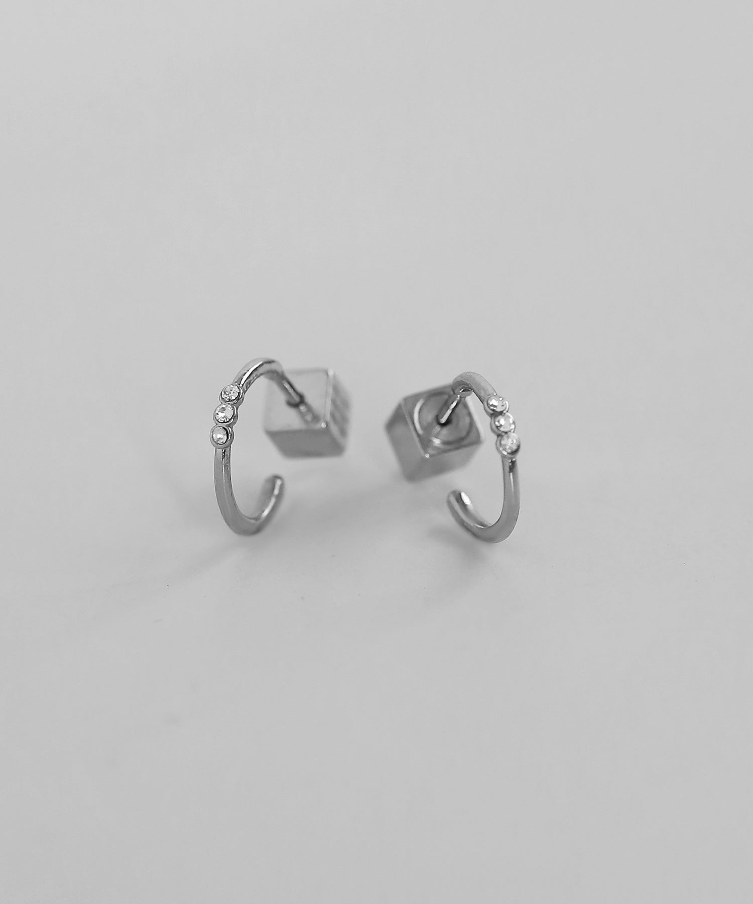 Hoop Pierces -mimi33- – SANPO ONLINE