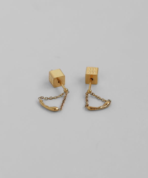 デザインピアス[サージカルステンレス][Basic]