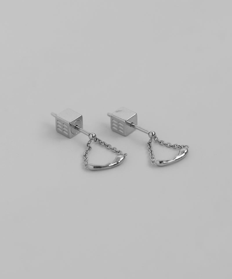デザインピアス[サージカルステンレス][Basic]