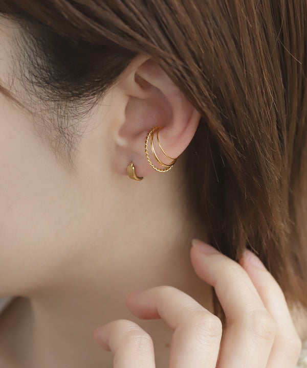 【ステンレス】トリプルラインイヤーカフ[TESHIGOTO]