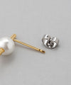 【ステンレス】パール×メタルバーピアス[TESHIGOTO]