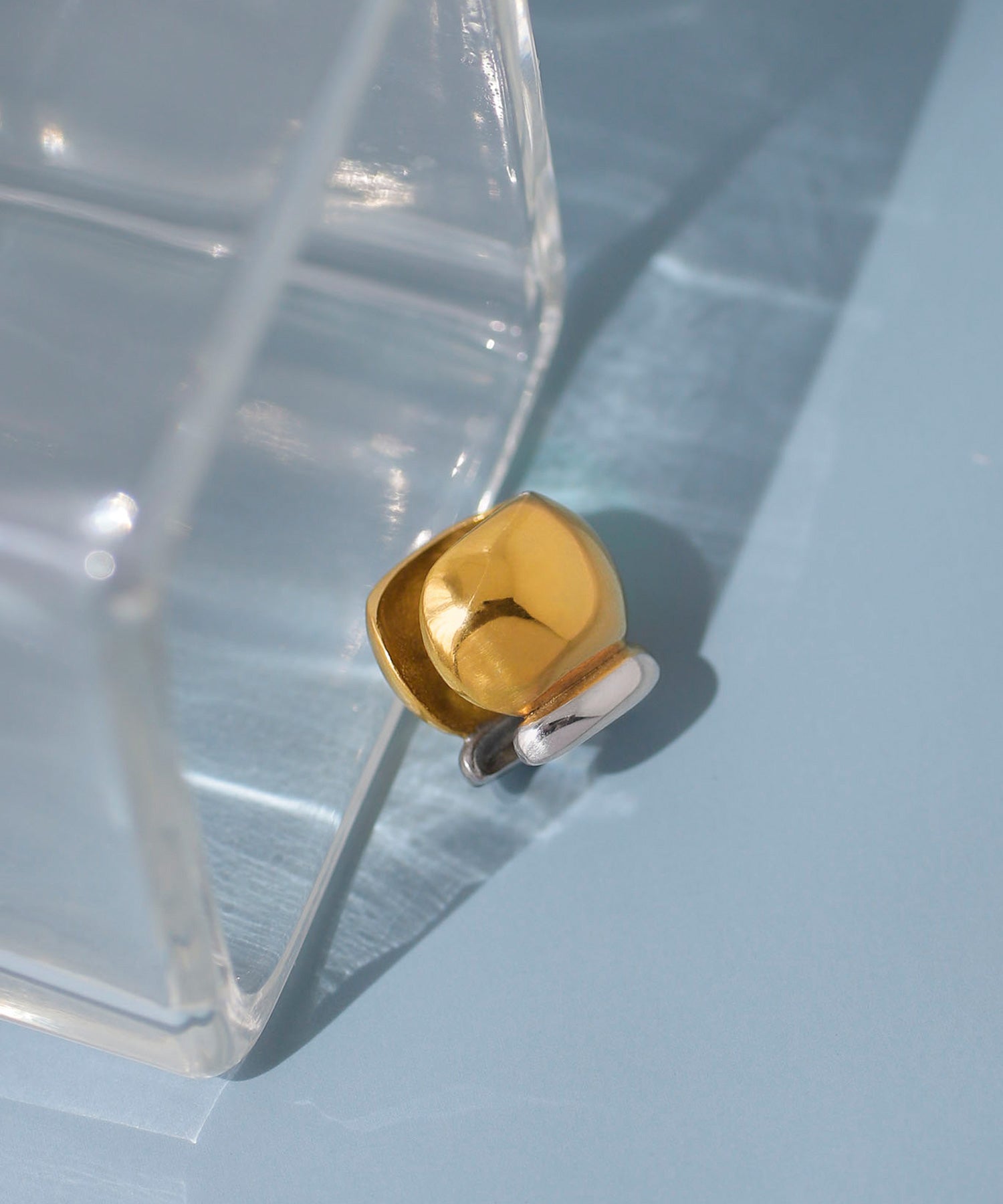 ANEMONE】【ステンレス】コンビカラーメタルイヤーカフ[TESHIGOTO