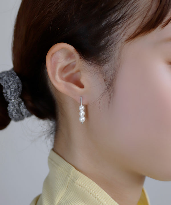 【ステンレス】パール×メタルバーピアス[TESHIGOTO]