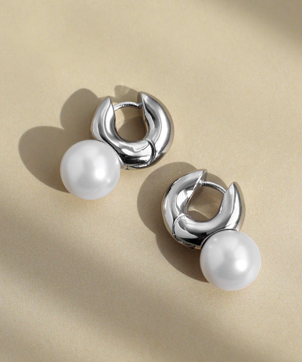 【ステンレス】パール×メタルフープピアス[TESHIGOTO]