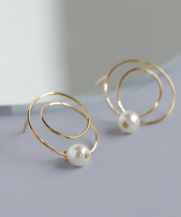 [Stainless Steel] Pearl & Loop Design Pierced Earrings [TESHIGOTO]